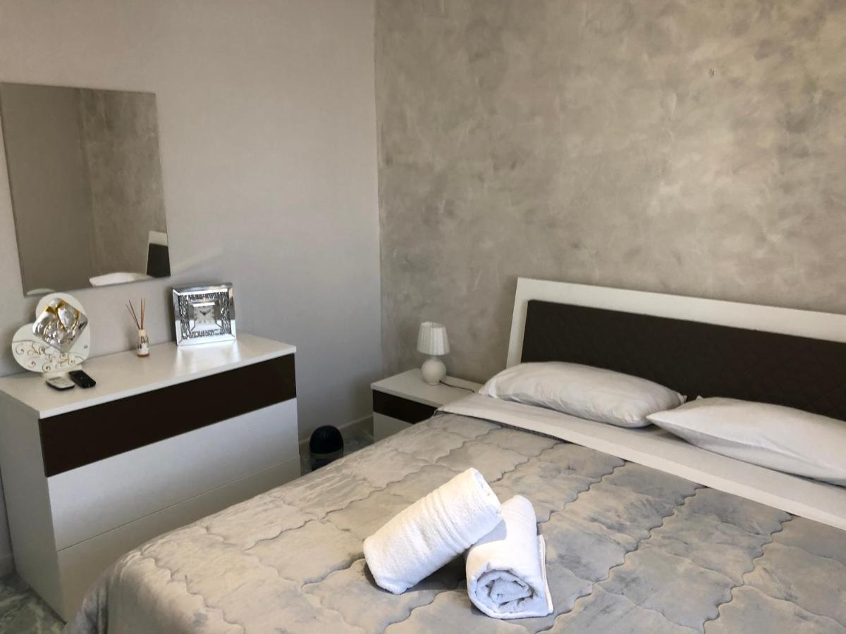 Appartamento Zona Aeroporto Ламеция Терме Екстериор снимка